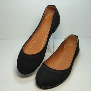 Frye Carson Black textured ballet slip on flats woman's size 7